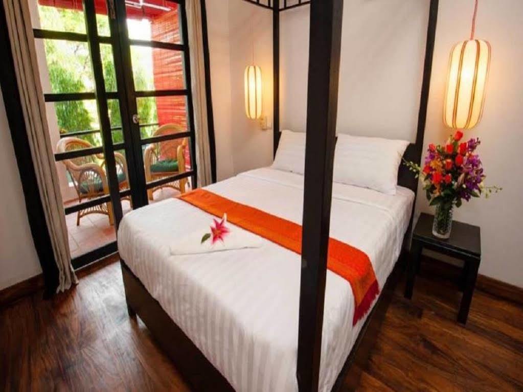 Villa Silk Road Hotel Phnom Penh Eksteriør billede